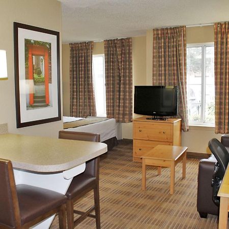 Extended Stay America Suites - Newark - Woodbridge Exteriör bild