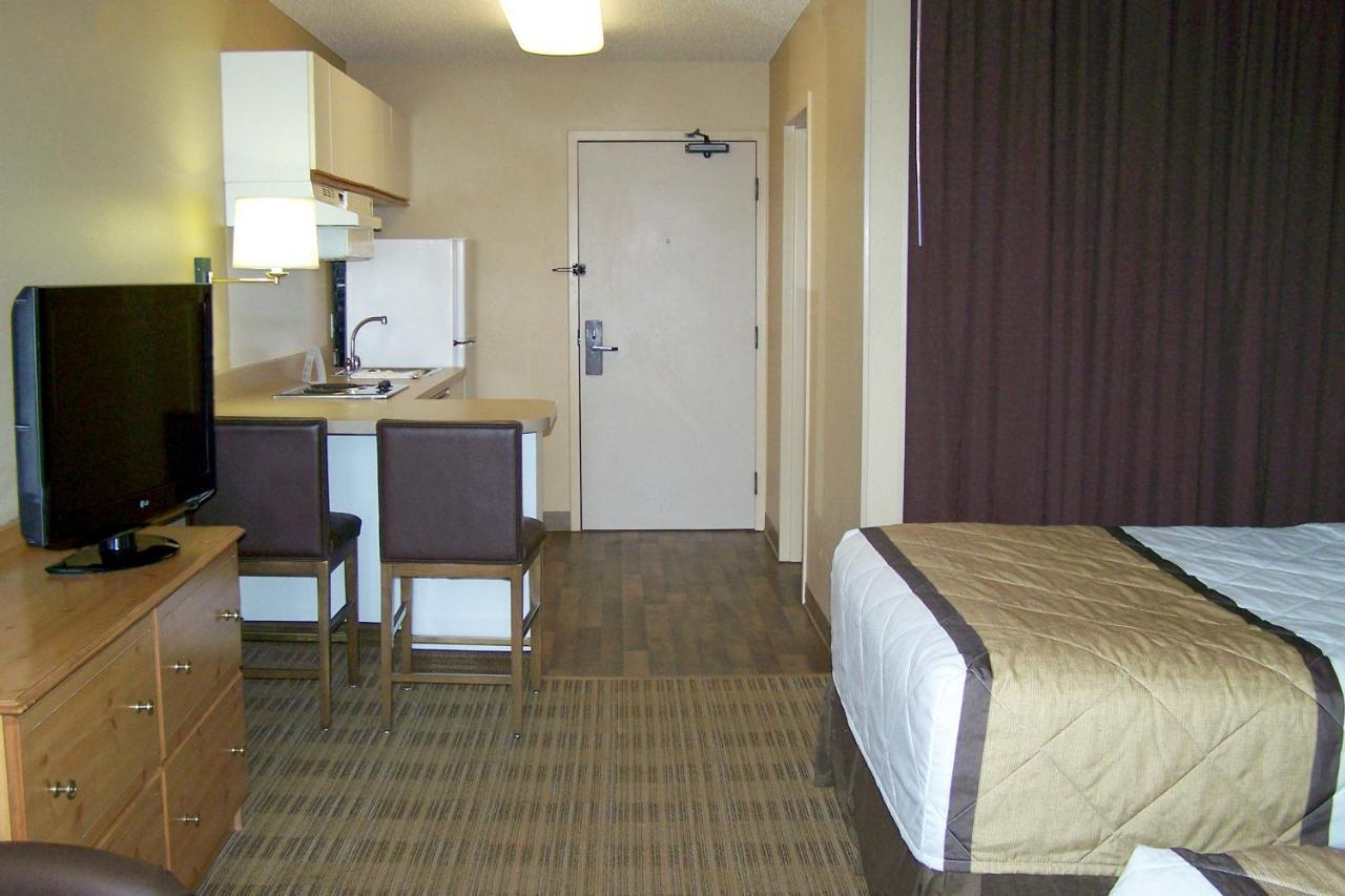Extended Stay America Suites - Newark - Woodbridge Exteriör bild