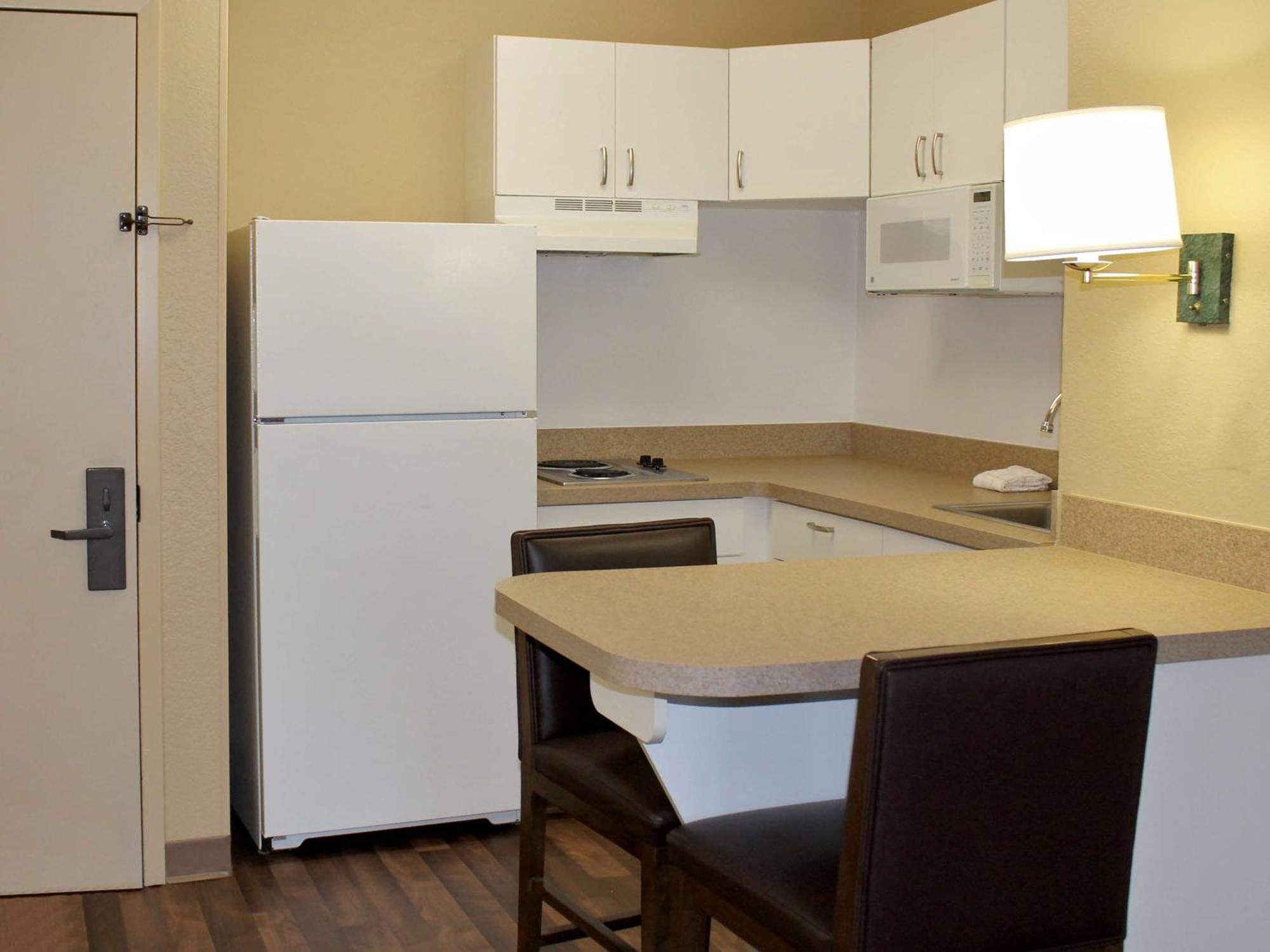 Extended Stay America Suites - Newark - Woodbridge Exteriör bild