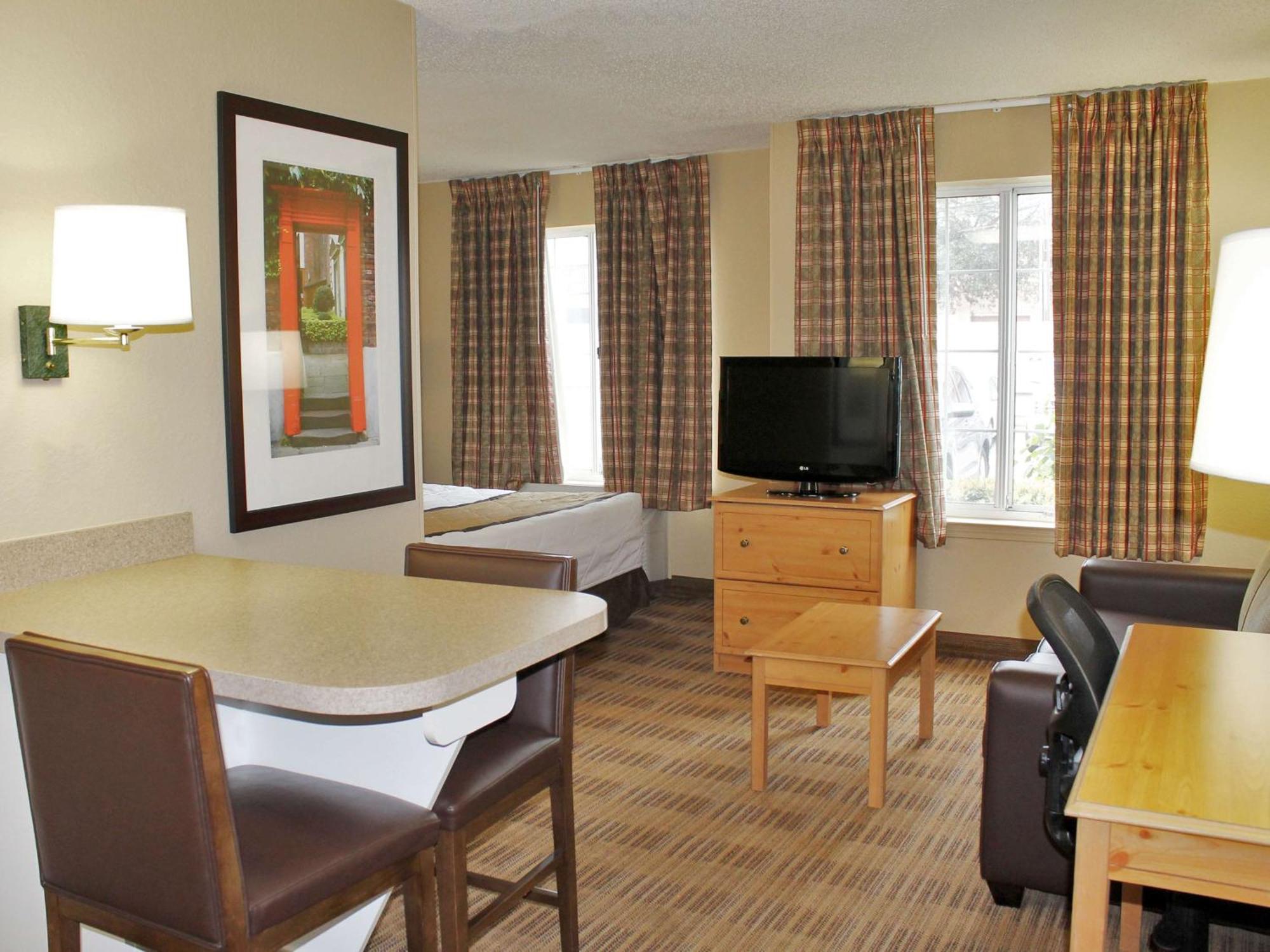 Extended Stay America Suites - Newark - Woodbridge Exteriör bild